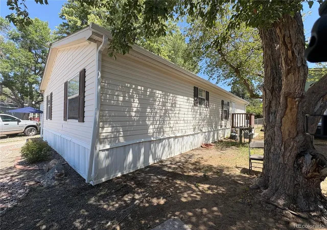 39th image of 14470 E 13th Ave, Aurora, CO 80011 | MLS# 3797794