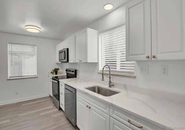 5th image of 2350 Joliet St, Aurora, CO 80010 | MLS# 4194186