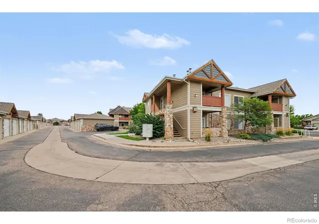 2nd image of 126 Beacon Wy #H, Windsor, CO 80550 | MLS# IR1065102