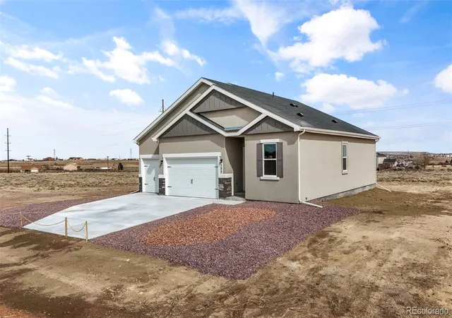 2nd image of 380 S Ashford Dr, Pueblo, CO 81007 | MLS# 9724945