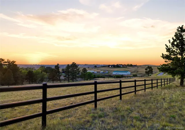 4th image of 47682 Knibbe Ct, Parker, CO 80138 | MLS# 7823012