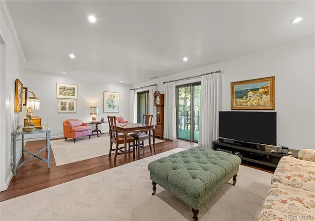 Listing Photo 5 - Condo for sale in building located at 420 S Marion Pkwy, Denver, CO 80209 - Unit #301