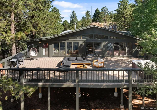 3rd image of 1150 Forest Hill Pl, Woodland Park, CO 80863 | MLS# 7667282