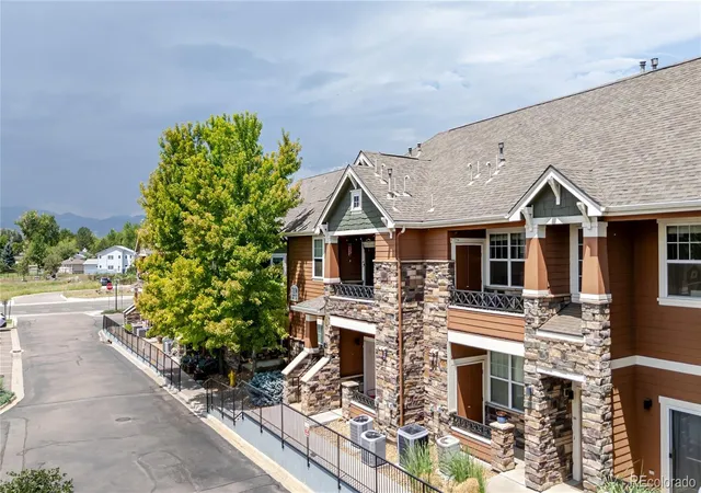 2nd image of 7130 Simms St #202, Arvada, CO 80004 | MLS# 4677420
