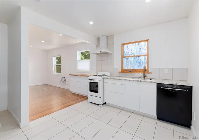 5th image of 4477 S Acoma St, Englewood, CO 80110 | MLS# 7451767