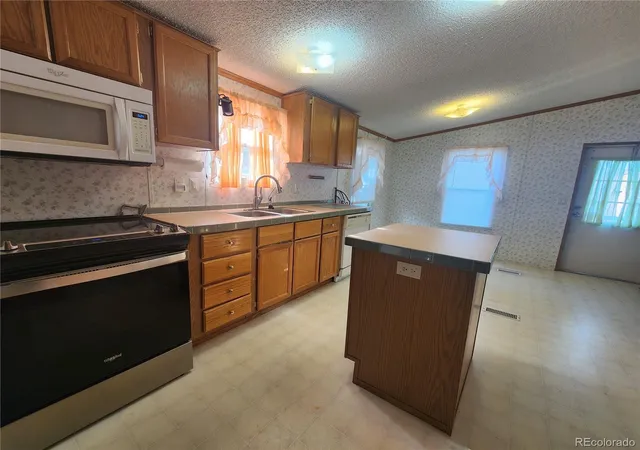 2nd image of 1400 S Collyer St S, Longmont, CO 80501 | MLS# 7123092