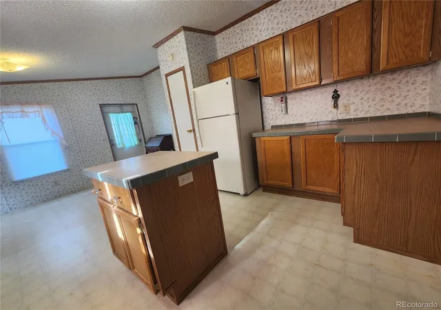 Photo 3 of Manufactured home for sale at 1400 S Collyer St, Longmont, CO 80501 | MLS# 7123092 | Listing updated on 2026-09-28
