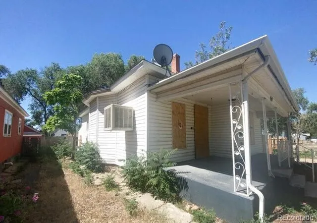 Photo 3 of Single family home for sale at 920 W 14th Street, Pueblo, CO 81003 | MLS# 2984969 | Listing updated on 2026-08-25
