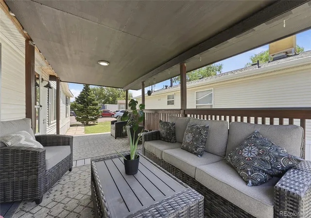 2nd image of 17418 E Coolidge Pl, Aurora, CO 80011 | MLS# 5023618