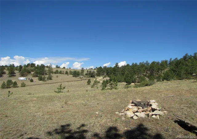 Photo 4 of Land for sale at 984 Arapahoe Trl, Hartsel, CO 80449 | MLS# 5450675 | Listing updated on 2026-07-27