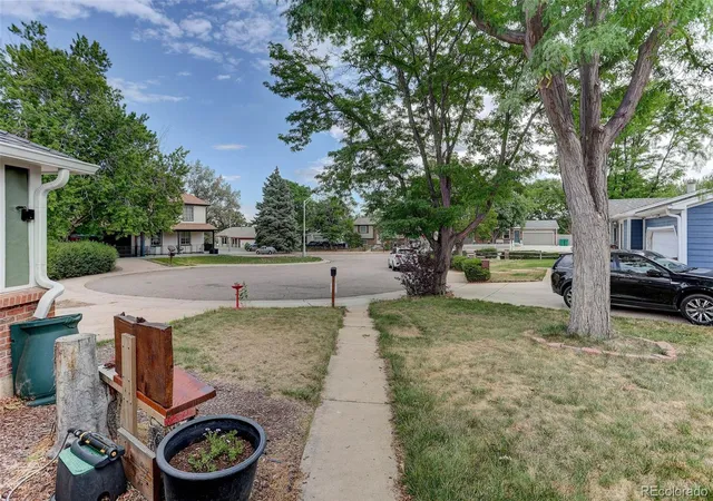 2nd image of 3787 S Richfield St, Aurora, CO 80013 | MLS# 4000665
