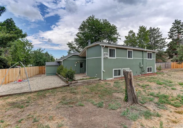 3rd image of 3787 S Richfield St, Aurora, CO 80013 | MLS# 4000665