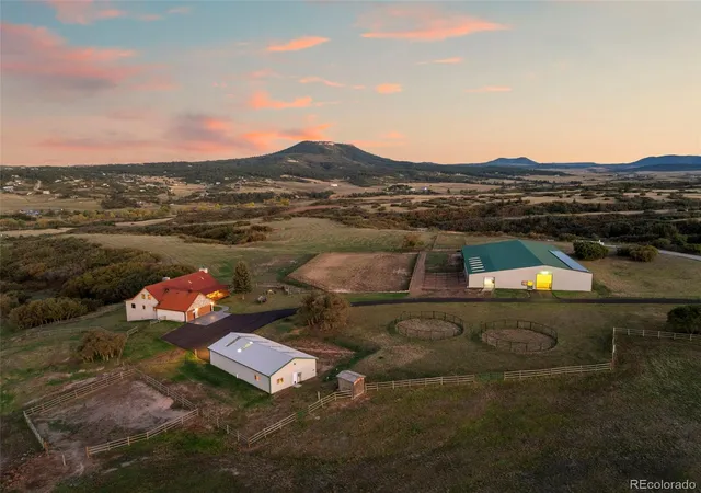 2nd image of 5351 Tall Horse Trl, Sedalia, CO 80135 | MLS# 3632803