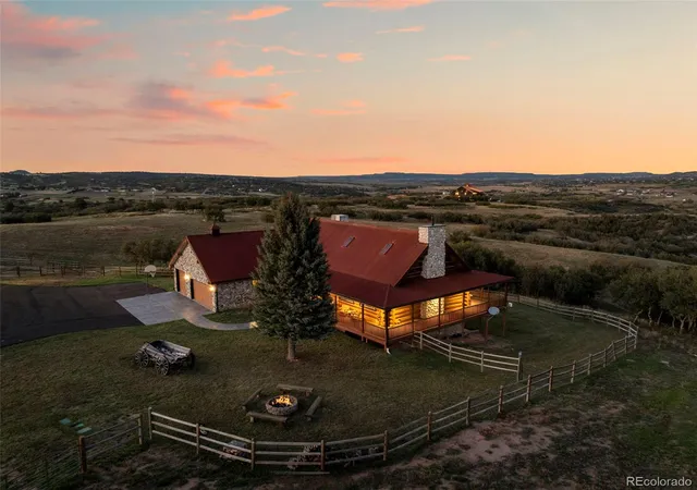 3rd image of 5351 Tall Horse Trl, Sedalia, CO 80135 | MLS# 3632803
