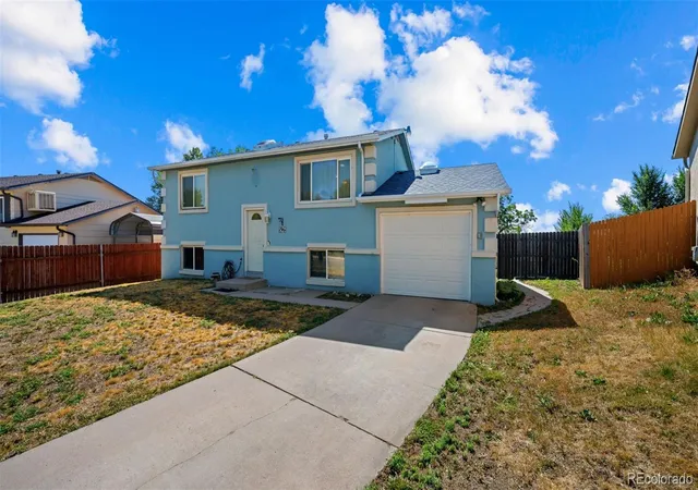 Photo 2 of Single family home for sale at 1961 Pepperwood Dr, Colorado Springs, CO 80910 | MLS# 9769308 | Listing updated on 2026-07-28
