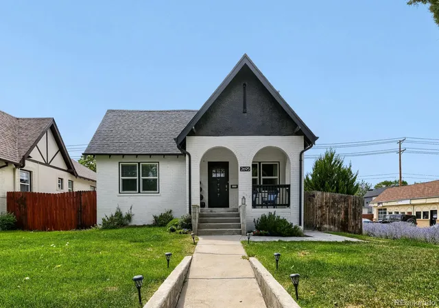 Photo 1 of Single family home for sale at 2695 Fairfax St, Denver, CO 80207 | MLS# 4309152 | Listing updated on 2026-08-20
