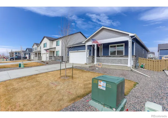 Photo 3 of Single family home for sale at 826 Elias Tarn Dr, Severance, CO 80550 | MLS# IR1065137 | Listing updated on 2026-09-02