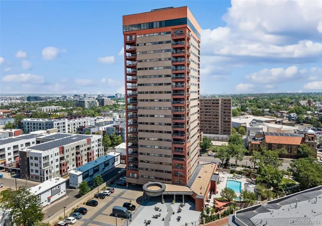 2nd image of 100 Park Ave W #1303, Denver, CO 80205 | MLS# 6762879
