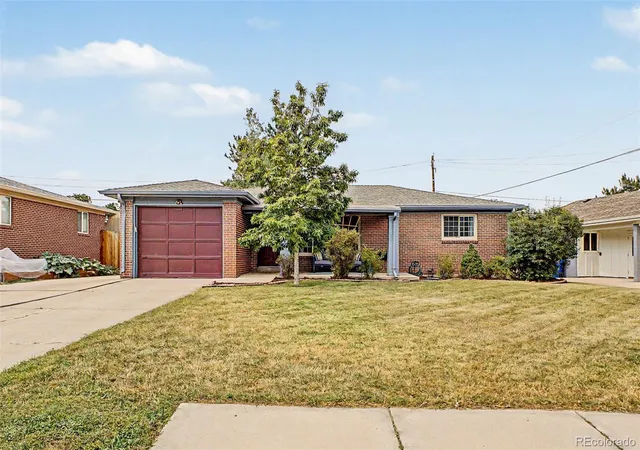 2nd image of 945 E 10th Ave, Broomfield, CO 80020 | MLS# 2099786