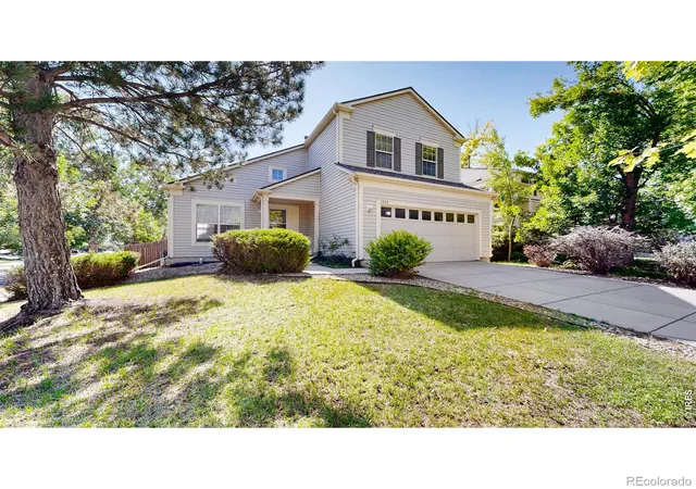 Photo 3 of Single family home for sale at 1808 Wildrose Dr, Longmont, CO 80503 | MLS# IR1065144 | Listing updated on 2026-10-07