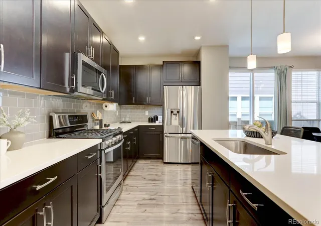 5th image of 11279 E 25Th Dr, Aurora, CO 80010 | MLS# 8576876