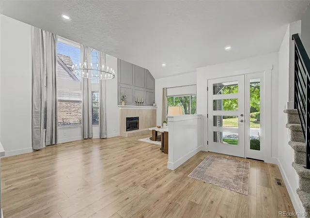 2nd image of 6423 E Long Cir, Centennial, CO 80112 | MLS# 5987874