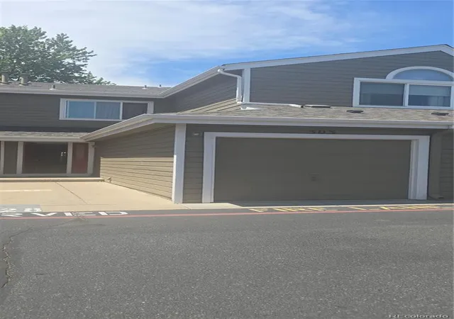 Photo 2 of Townhouse for sale at 7476 E Arkansas Ave #3-03, Denver, CO 80231 | MLS# 7714766 | Listing updated on 2026-08-05