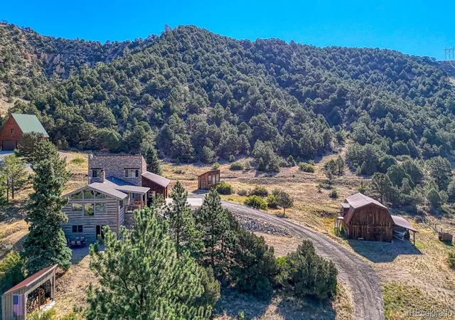 Photo 3 of Single family home for sale at 8960 Hanging Tree Dr, Salida, CO 81201 | MLS# 8266140 | Listing updated on 2026-09-03