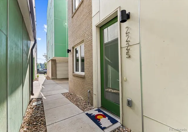 Photo 3 of Townhouse for sale at 2225 Eliot St, Denver, CO 80211 | MLS# 8331732 | Listing updated on 2026-10-05