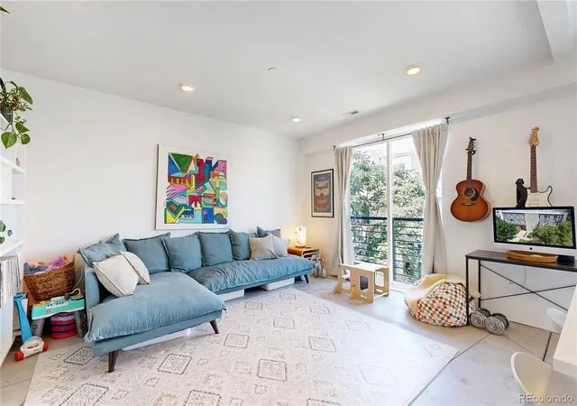 Listing Photo 5 - Condo for sale in building located at 2835 W 24Th Ave, Denver, CO 80211 - Unit #310
