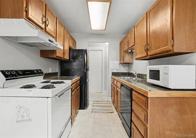 3rd image of 17403 E Mansfield Ave, Aurora, CO 80013