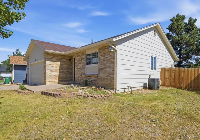 Photo 2 of Single family home for sale at 18857 E Montana Dr, Aurora, CO 80017 | MLS# 7895464 | Listing updated on 2026-09-12