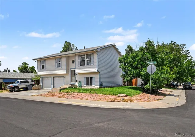 Photo 3 of Single family home for sale at 1116 Sunrise Cir, Dacono, CO 80514 | MLS# 4515599 | Listing updated on 2026-09-23
