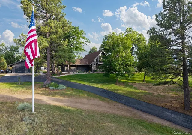 2nd image of 12464 Forest Canyon Dr, Parker, CO 80138 | MLS# 8632405