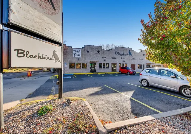 28th image of 352 S Lafayette St #402, Denver, CO 80209 | MLS# 9954400