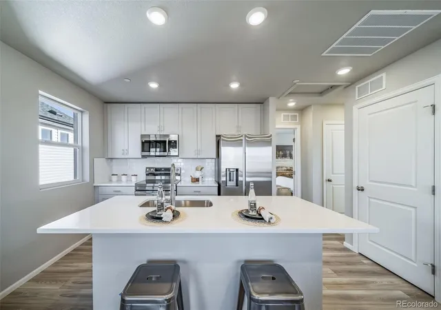 image of 12537 E 101st Dr, Commerce City, CO 80022 | MLS# 5115789