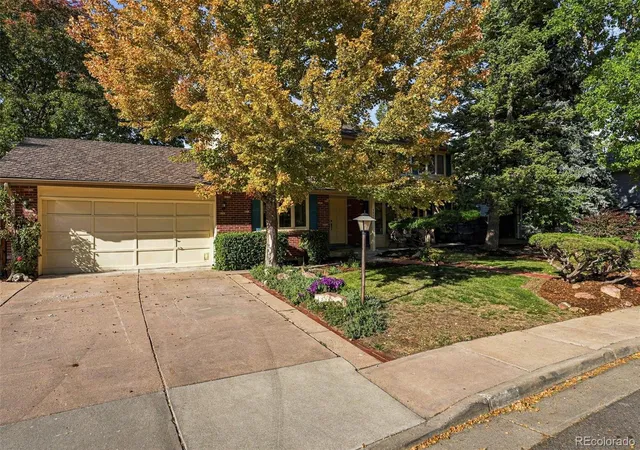 Photo 2 of Single family home for sale at 5937 S Eudora Way, Centennial, CO 80121 | MLS# 5490762 | Listing updated on 2026-10-09