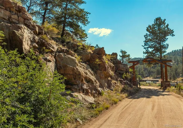 4th image of 62 White Trl, Lake George, CO 80827 | MLS# 5689721