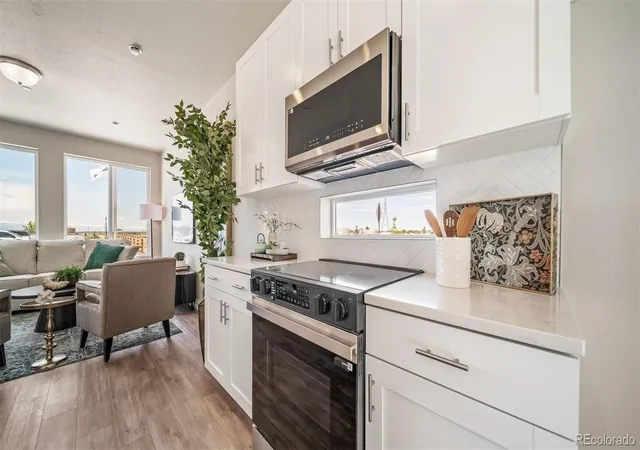 4th image of 10003 Revere Ct, Commerce City, CO 80022 | MLS# 5279651