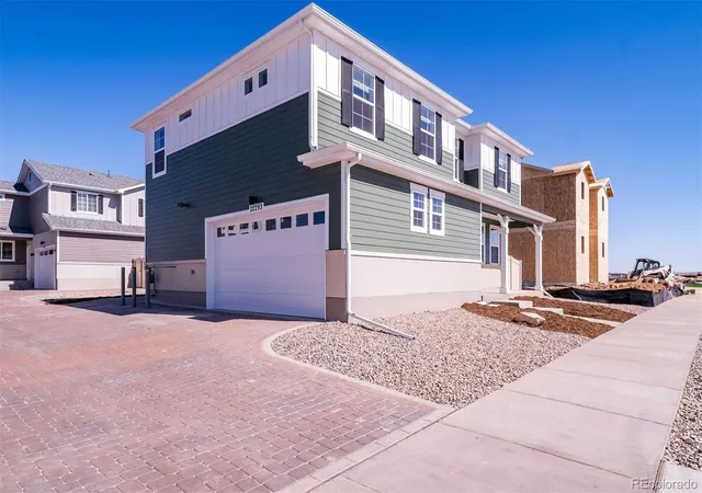 3rd image of 10082 Salem Ct, Commerce City, CO 80022 | MLS# 8148103