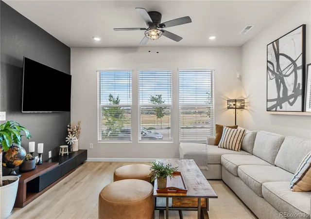 3rd image of 7922 Sterling Ranch Ave, Littleton, CO 80125 | MLS# 9747806