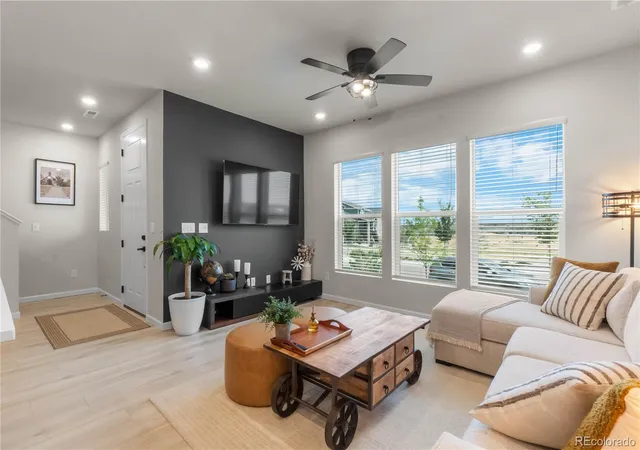 4th image of 7922 Sterling Ranch Ave, Littleton, CO 80125 | MLS# 9747806