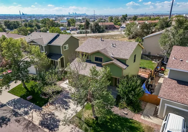 Photo 2 of Single family home for sale at 7852 Humboldt Cir, Thornton, CO 80229 | MLS# 3716280 | Listing updated on 2026-10-04