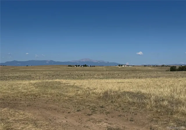 3rd image of 15520 Sara Jo Ln, Peyton, CO 80831 | MLS# 7645373