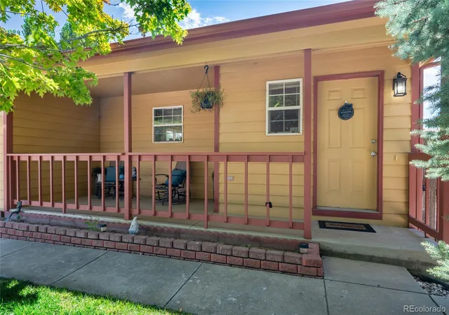 Photo 2 of Single family home for sale at 1832 Chestnut St, Fort Lupton, CO 80621 | MLS# 8507070 | Listing updated on 2026-08-29