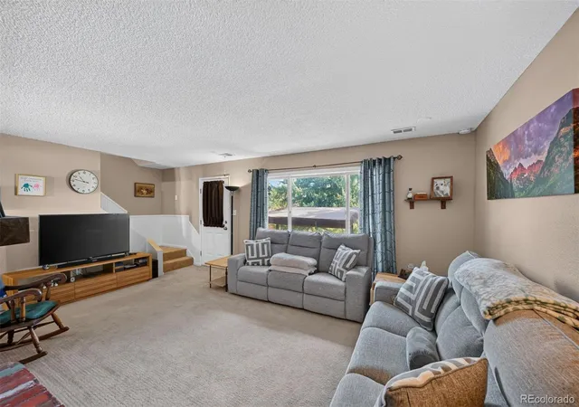 Listing Photo 4 - Condo for sale in building located at 614 S Xenon Ct, Lakewood, CO 80228