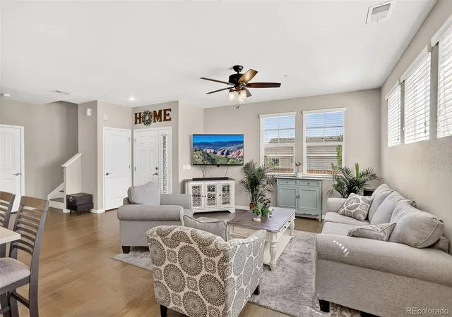 Listing Photo 5 - Condo for sale in building located at 24817 E Calhoun Pl, Aurora, CO 80016 - Unit #B