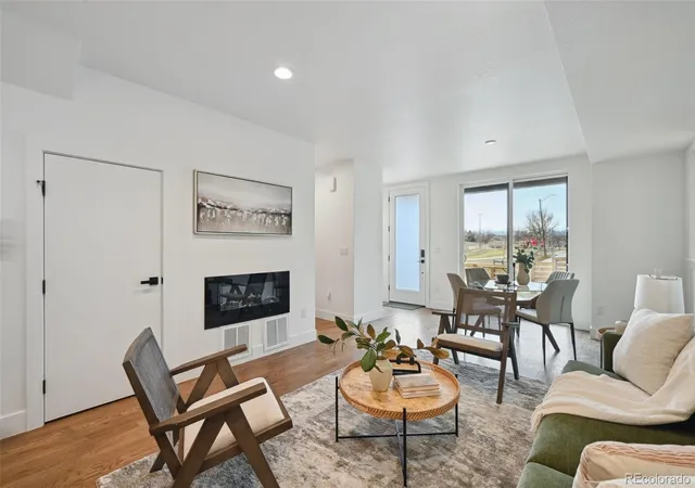 Listing Photo 4 - Condo for sale in building located at 1246-1248 N Tennyson St, Denver, CO 80204