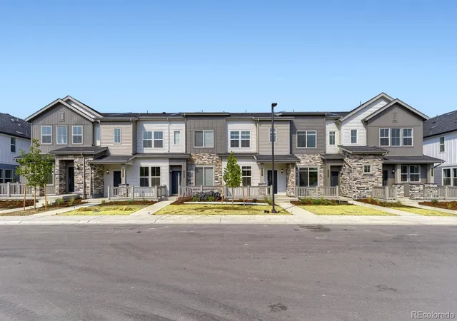 image of 7655 S Mobile Wy E, Aurora, CO 80016 | MLS# 6026861