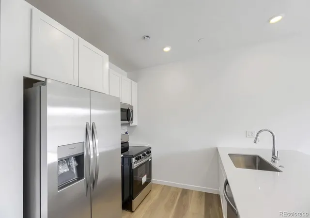 image of 7655 S Mobile Wy E, Aurora, CO 80016 | MLS# 6026861